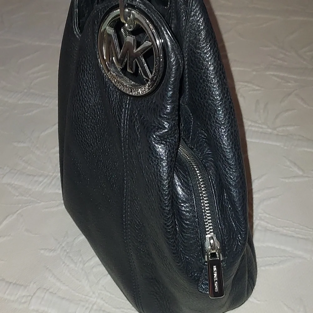 Michael Kors Fulton Hobo Bag - Picture 5 of 16